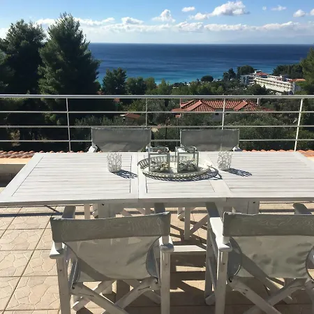 Sea View House Country house *