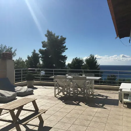 Country house Sea View House